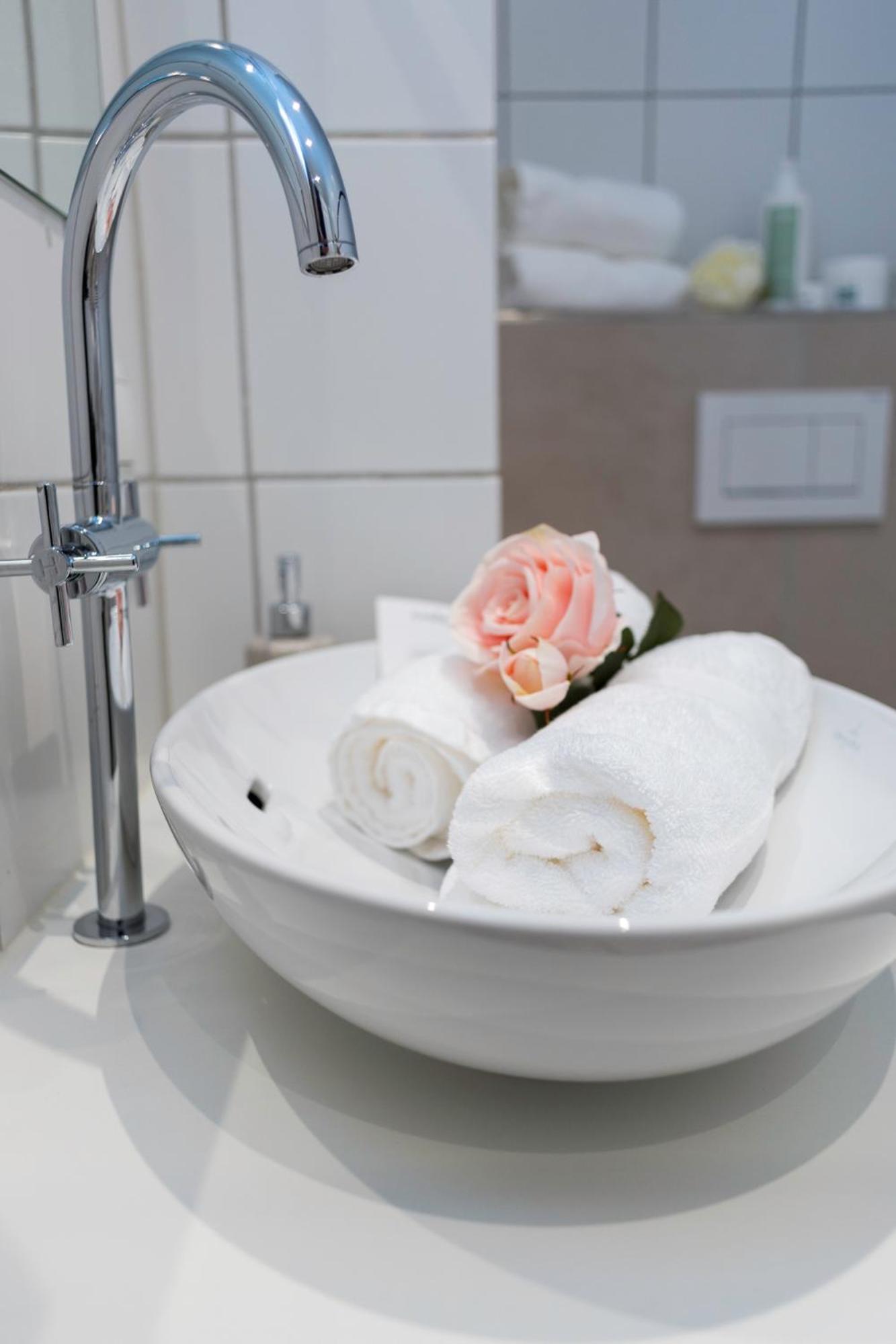 Nostalgie-Nest Mit Boxspringbett Apartment Mayen Bagian luar foto