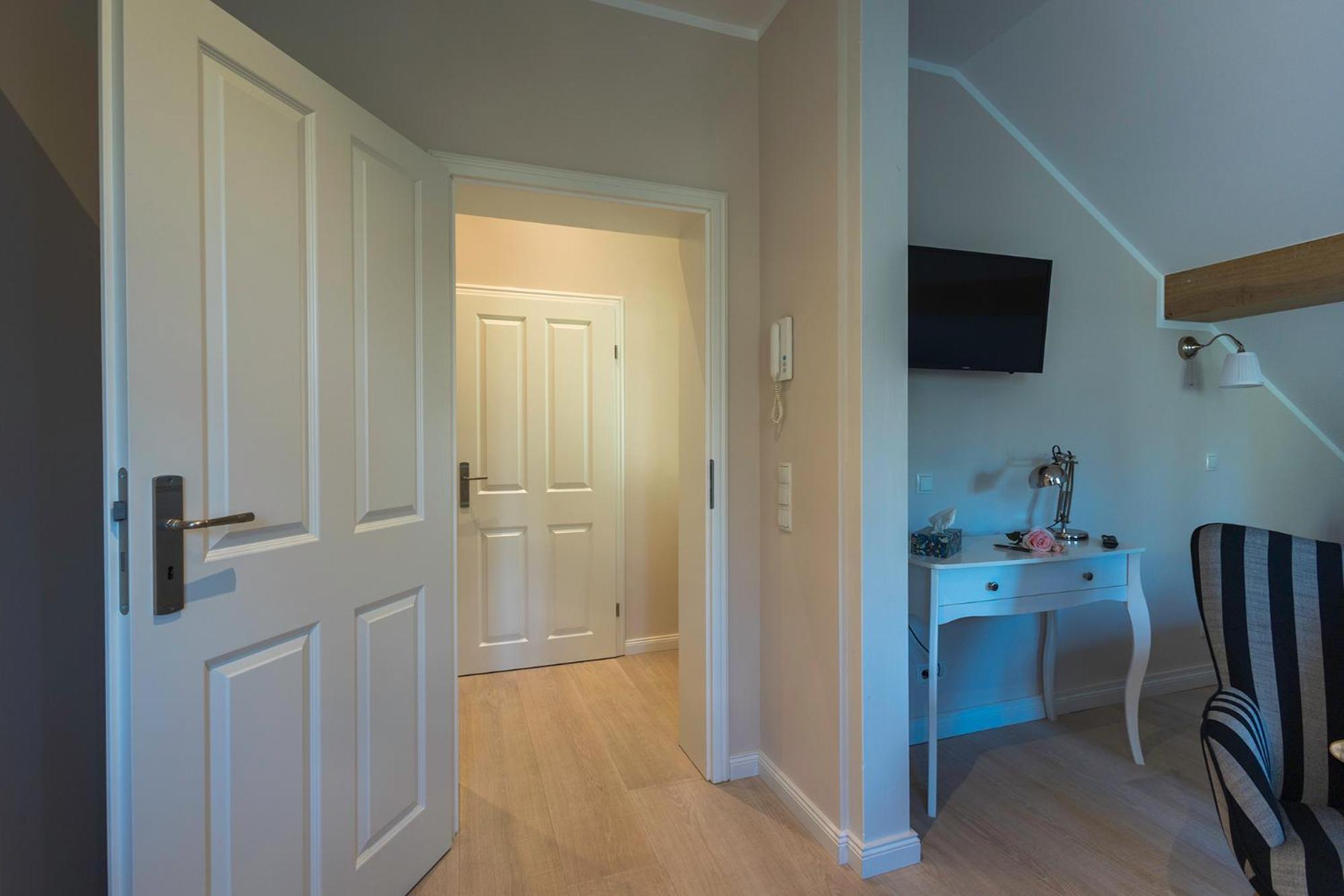 Nostalgie-Nest Mit Boxspringbett Apartment Mayen Bagian luar foto